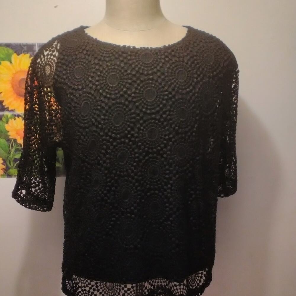Chico's Women's Sz 1 Black Lace Overlay Tunic